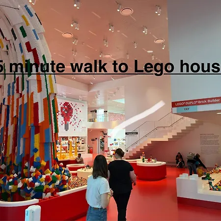 5 Minute Walk To Lego House - N18 - With Private Bathroom شقة *